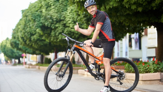 La Fisioterapia ayuda a los ciclistas, profesionales y amateurs, a evitar problemas