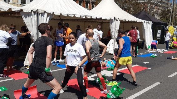 El CPFCM cuenta con una bolsa de voluntarios que asisten a los participantes en las carreras con las que colabora la Institución